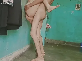 Mature Indian girl having hot hardcore sex with her lover.