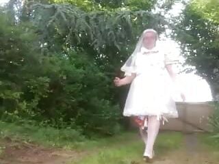 Small walk in wedding dress
