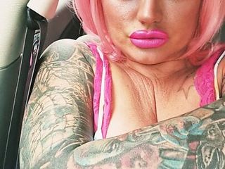 Car Whore #2 &ndash; Pink Princess