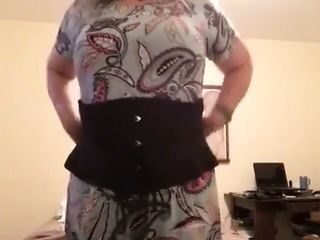 Ladyunfminer a few weeks into waist training in her corset
