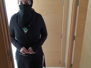 British Pervert Fucks His Mature Egyptian Maid In Hijab