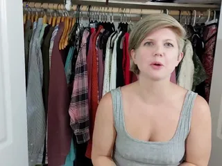 Department Store Girl Sucks Your Cock in the Dressing Room