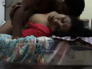 Sri Lankan Milf Wife and Husband Homemade Hard Fuck