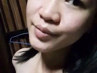 Nude Asian masturbate solo at home