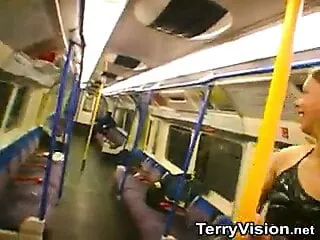 Flashing on the London underground - part 1