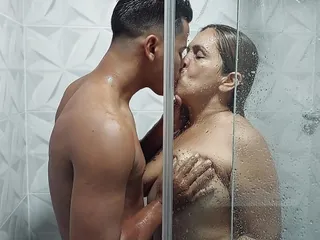 I fuck my stepmom&#039;s slut in the shower. Part 1
