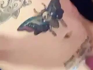 Chakalito nutria vergudo and tattooed sends me a video pulling his delicious cock well standing and erect wanting to be 