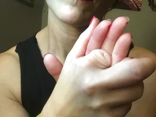 Red lipped MILF, ErickaAries, sucks her amputated finger nub 