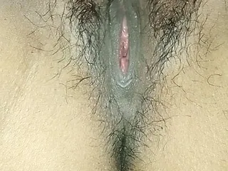 Hindi nude girl fingering her wet pussy