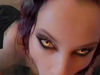  devilish blowjob with angel wings..Snapchat fun in the bathtub