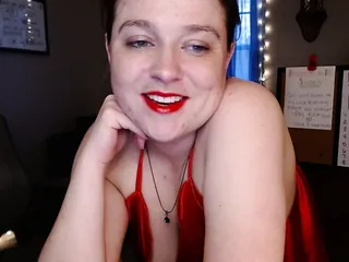 Tits and cock both get your dick hard but Mistress Michella will keep your secret plus she will bring you a stud. 