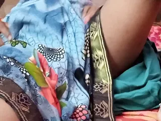 Gawn jakar desi randi bhabhi ki chudai Village desi bhabhi pussy fuck Village desi bhabhi fucked by hot