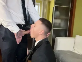 Young twink serve my cock 