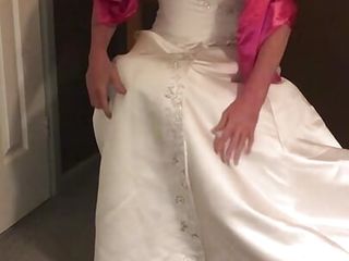 Darren Kelly wedding dress