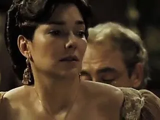 Laura Harring Love In The Time of Cholera (Nude)