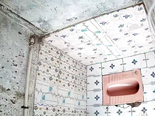 Viral Public toilet c_c_t_v viral clip.public toilet me kiya sex viral huwa video 