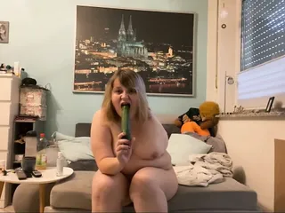 Amputee Girl fucks herself with a cucumber