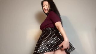 Girl Farts And Moves Skirt!