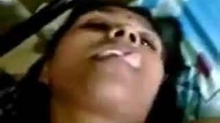 Tamil unsatisfied Housewife has sex with college boy from Chennai