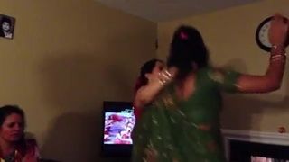 sexy nepali aunty dancing