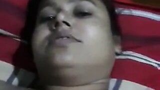 Bhabhi’s hot boobs and pussy