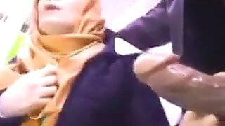 hot muslim step mom in hijab blowjob enjoying sucking sluty arab