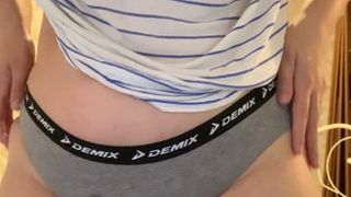 Hairy pussy pisses in jeans and panties – pee fetish