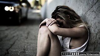 Pure taboe dakloze tienermaagd krijgt ongewenste creampie
