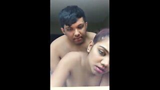 Indian bhabhi has sex with boss in her home
