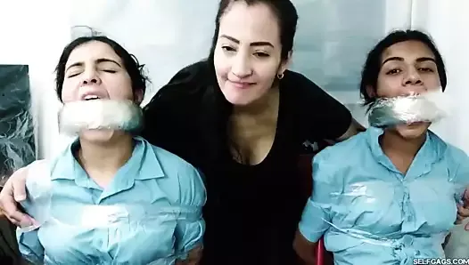 Латинские школьницы массивно заткнули рот кляпом