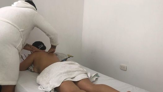 massage with happy ending- porn in Spanish