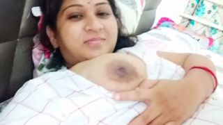 Tired by fucking, Saavi managed a last fuck of the day on cam
