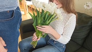 Gave her flowers and stopped being virgin anymore, creampied teen after sex with blowjob