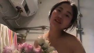 Chinese gf sings nude.. busty boob