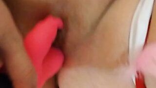Irish slut masturbates hardcore, horny milf gets wet orgasm, big boobs, real body, curves, tight pussy
