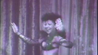 Sexy Latina Shows Her Erotic Dancing (1950s Vintage)