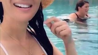 Olivia Munn in White Bikini (IGVideo)