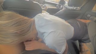HOT Petite Blonde Gives Amateur BBC Blowjob In Mercedes Benz!