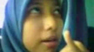 Indo Bokep Jilbab Biru HD Video