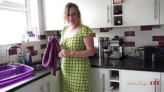 Auntjudysxxx - 46岁大奶子熟女家庭主妇nel - 厨房第一人称视角体验