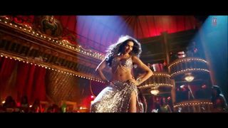 Deepika Padukone Sexy Dance Moves