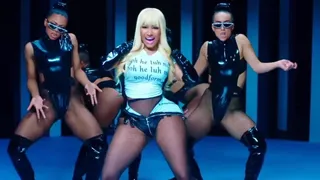 Лучшая сексуальная подборка от Nicki Minaj