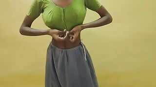 Tamilisches muschi-video mit möpsen und ehefrau