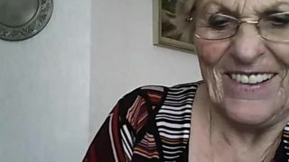 Granny showing her Tits