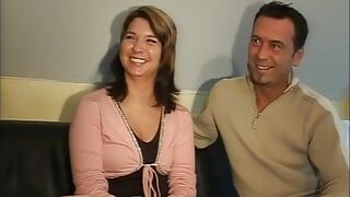 Секс с замужней парой свингеров в любительском видео, с уроками от Simones Hausbesuche, часть 4 в любительском видео