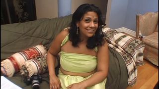 Photo session with chubby Indian wife leads to threesome fucking