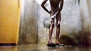 Sri lankan school boy bathing and masturbators