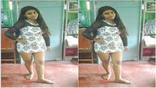 Cute Desi Girl Record Her Nude Selfie For Lover