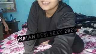 Indian sex Aunty ko ghar jakr ladke ne choda full fuking sex hot video with audio