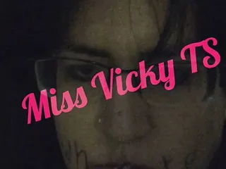 Dirty Miss Vicky TS written on (in German) 
